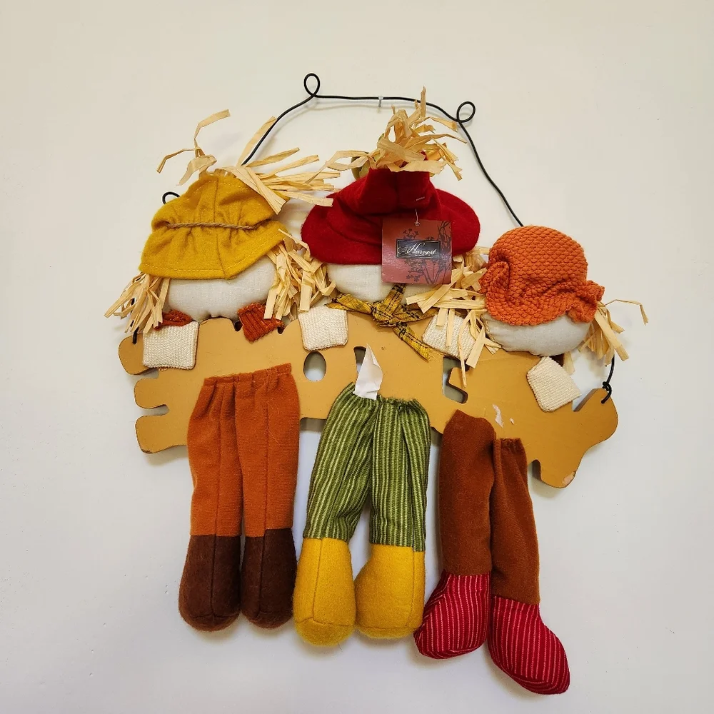 Harvest scarecrow welcome